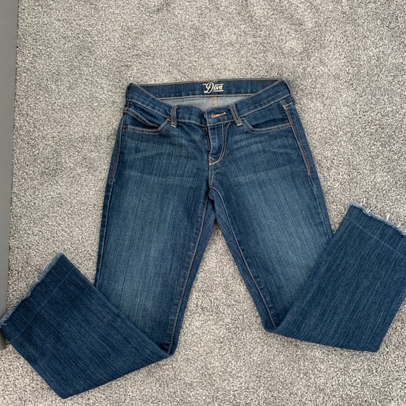 Old navy women’s diva jeans - Picture 1 of 5